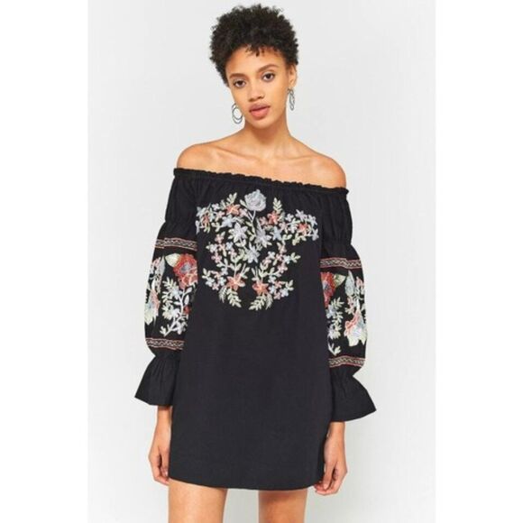 Free People Black Fleur Du Jour Embroidered Off Shoulder Mini Dress S - Picture 1 of 8